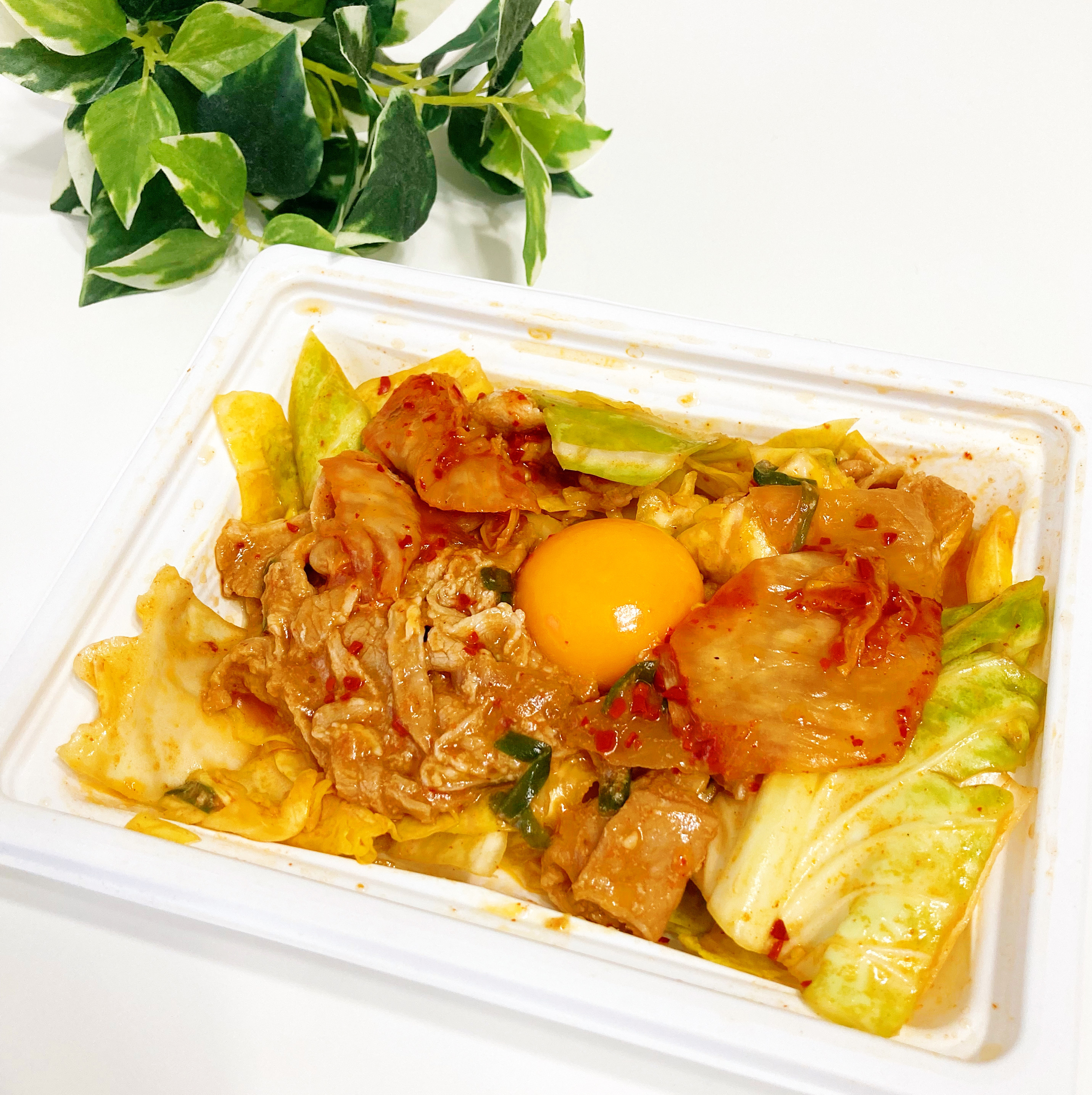 FamilyMart(ファミリーマート)の新商品「から旨い!豚キムチ炒め」