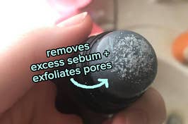 Close-up of a skincare tool tip with text highlighting its use for removing whiteheads, blackheads, and sebum