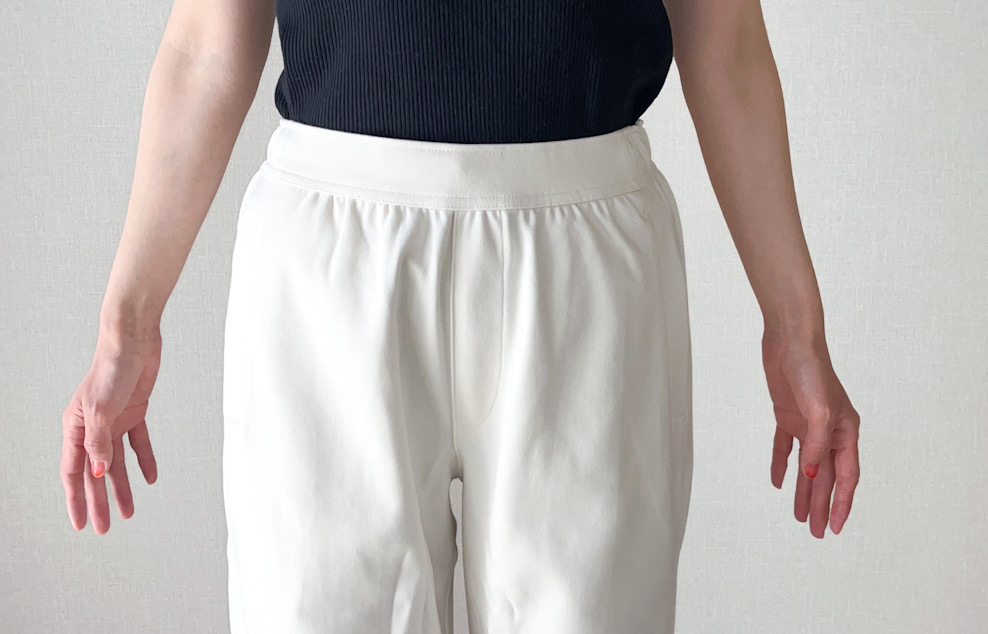 ユニクロのおすすめアイテム「ダブルフェイスパンツ」