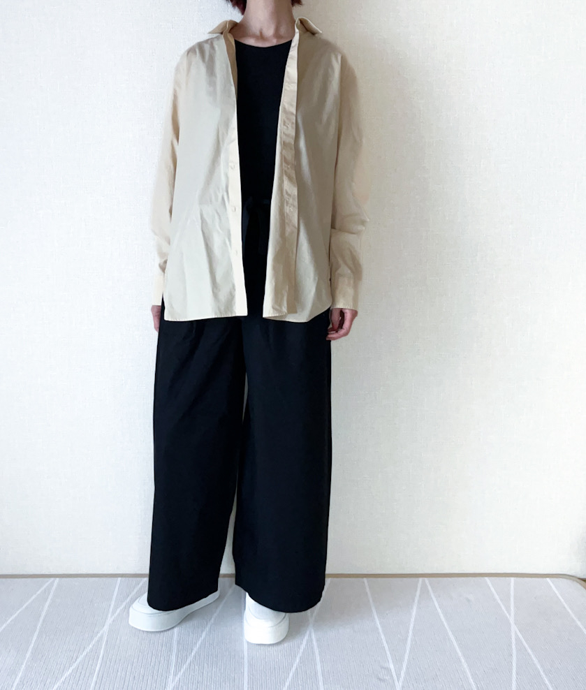 ユニクロのおすすめファッションアイテム「ベルテッドアンクルワイドパンツ」