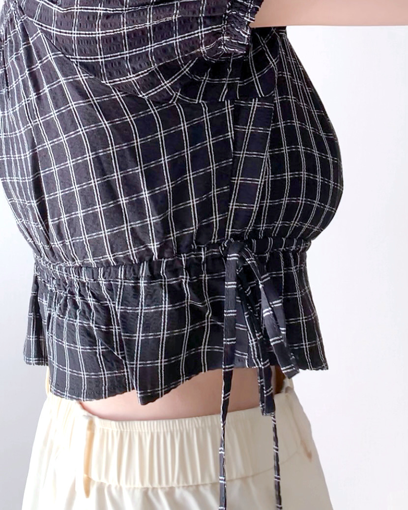 UNIQLO（ユニクロ）のおすすめトップス「ギャザークロップドチェックブラウス（半袖）」