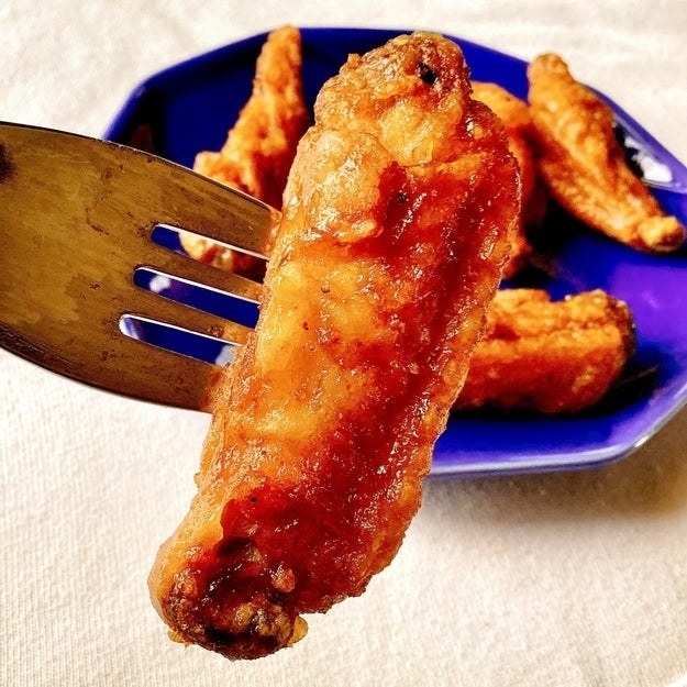 セブンイレブンのおすすめおつまみ「7プレミアム 手羽中唐揚げ」