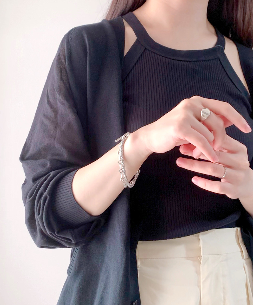 GUのおすすめファッションアイテム「メタルビーンズチェーンブレスレット」「チェーンブレスレット」