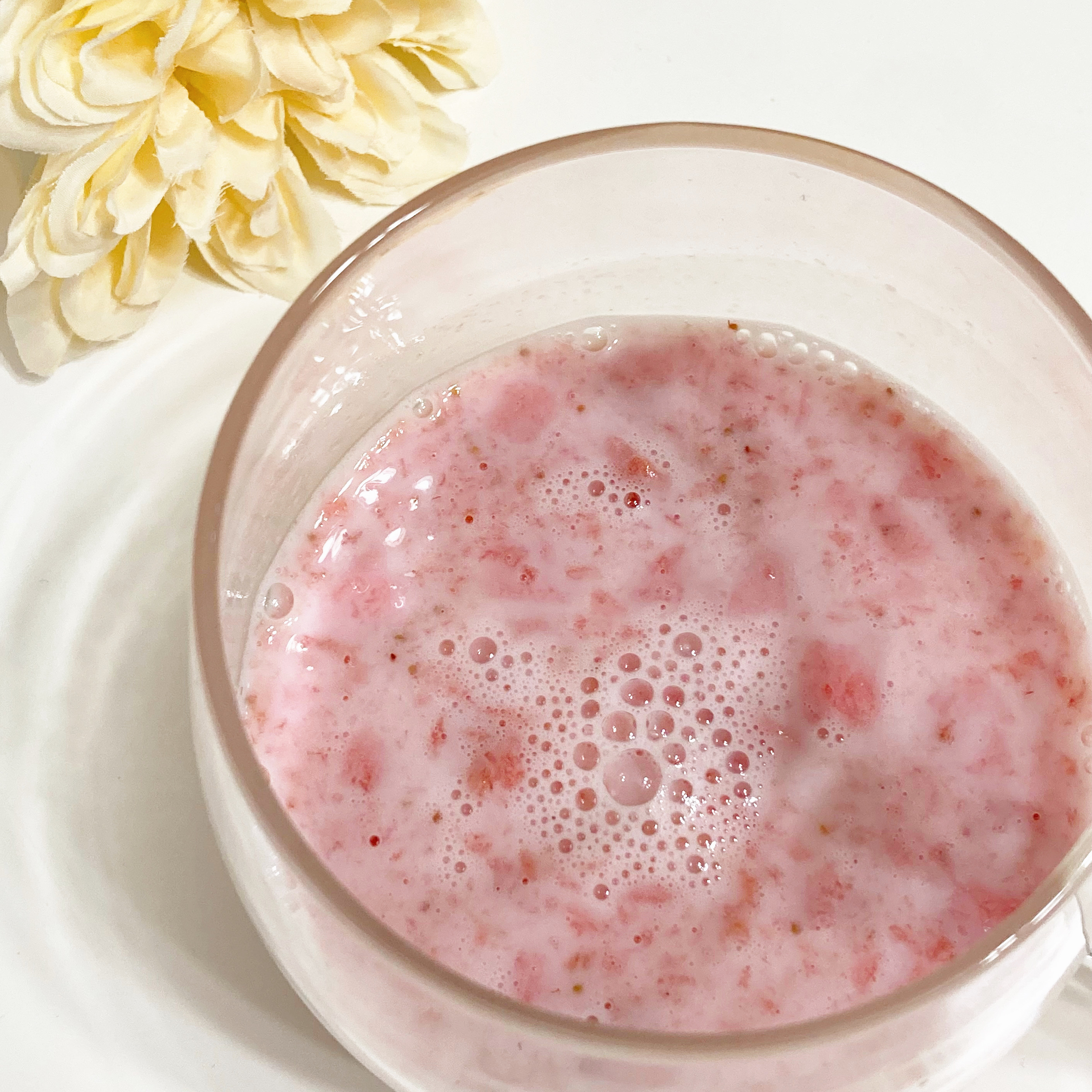 DAISO(ダイソー)で見つけた贅沢ドリンク「デザートベース(いちご)」