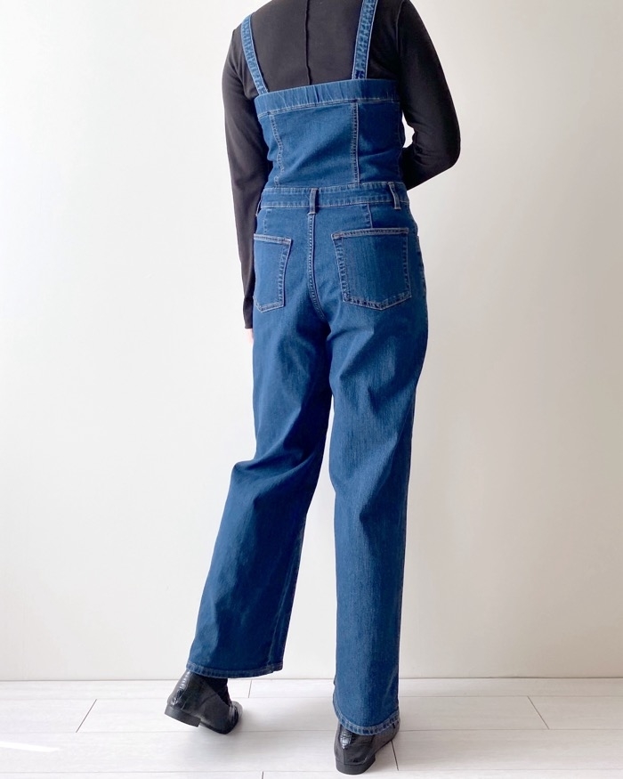 GU（ジーユー）のおすすめファッションアイテム「ベアトップサロペットパンツ」