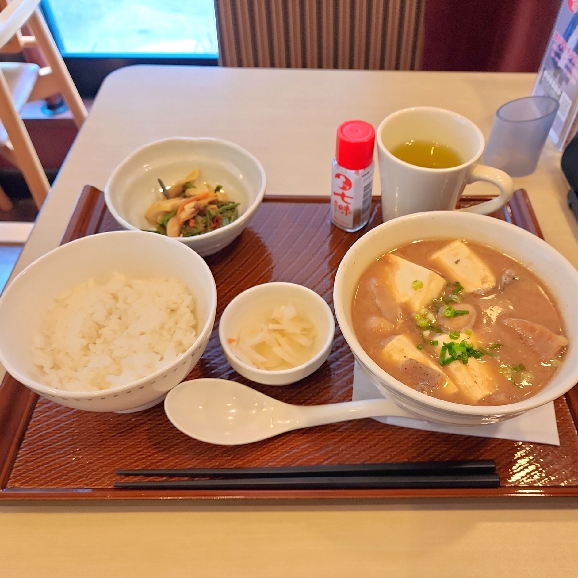 ガストのおすすめモーニング「塩麹豚汁定食」