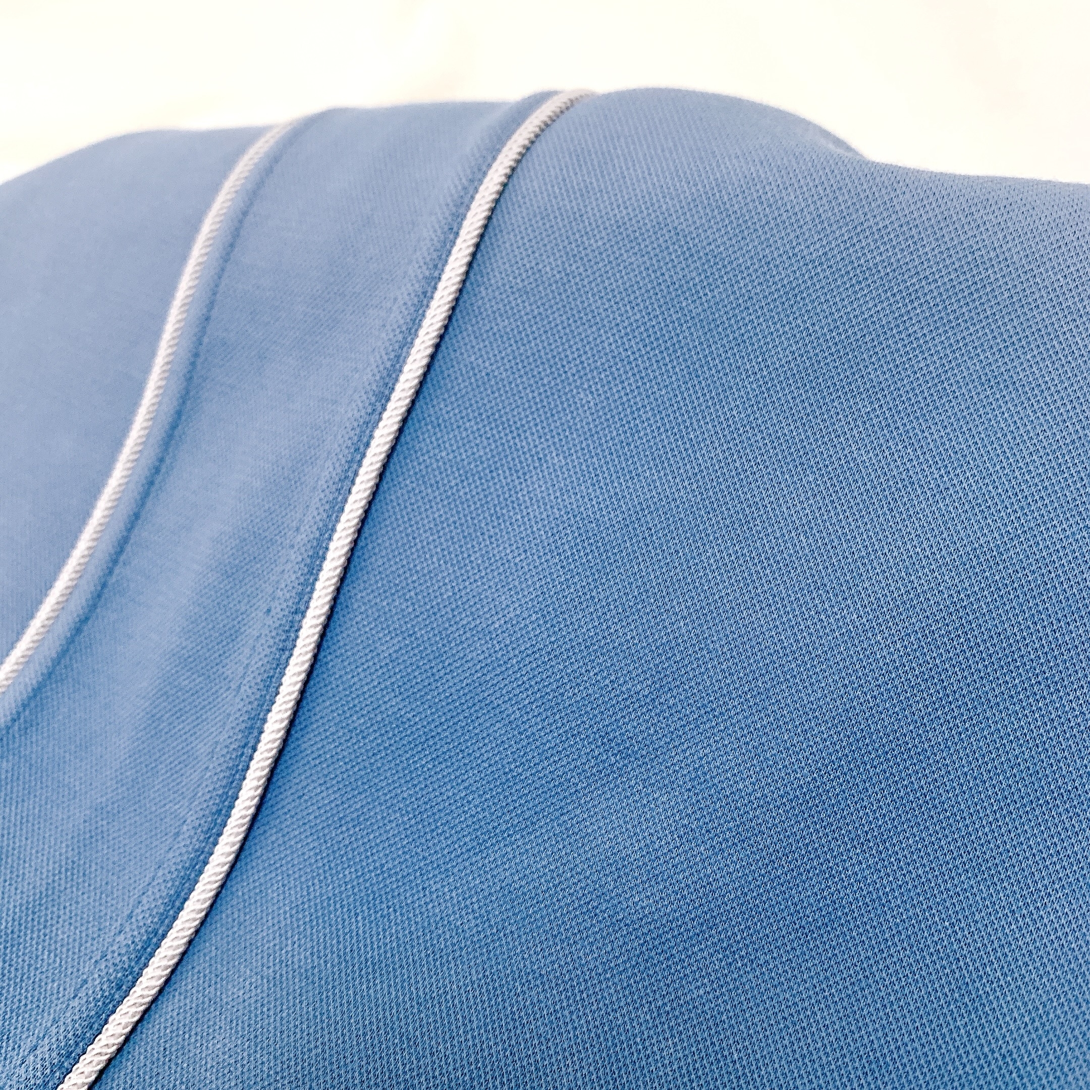 GU(ジーユー)のおすすめのレディースアイテム「サイドライントラックパンツQ+E」