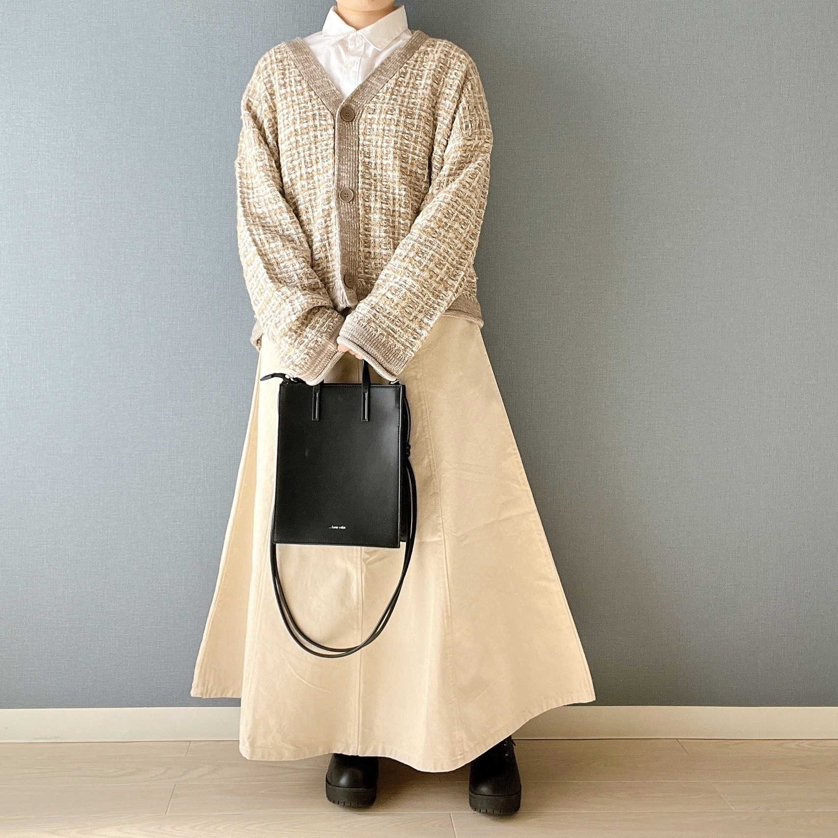 無印良品のオススメのボトムス「婦人 木の実から作ったカポック混フレアスカート」