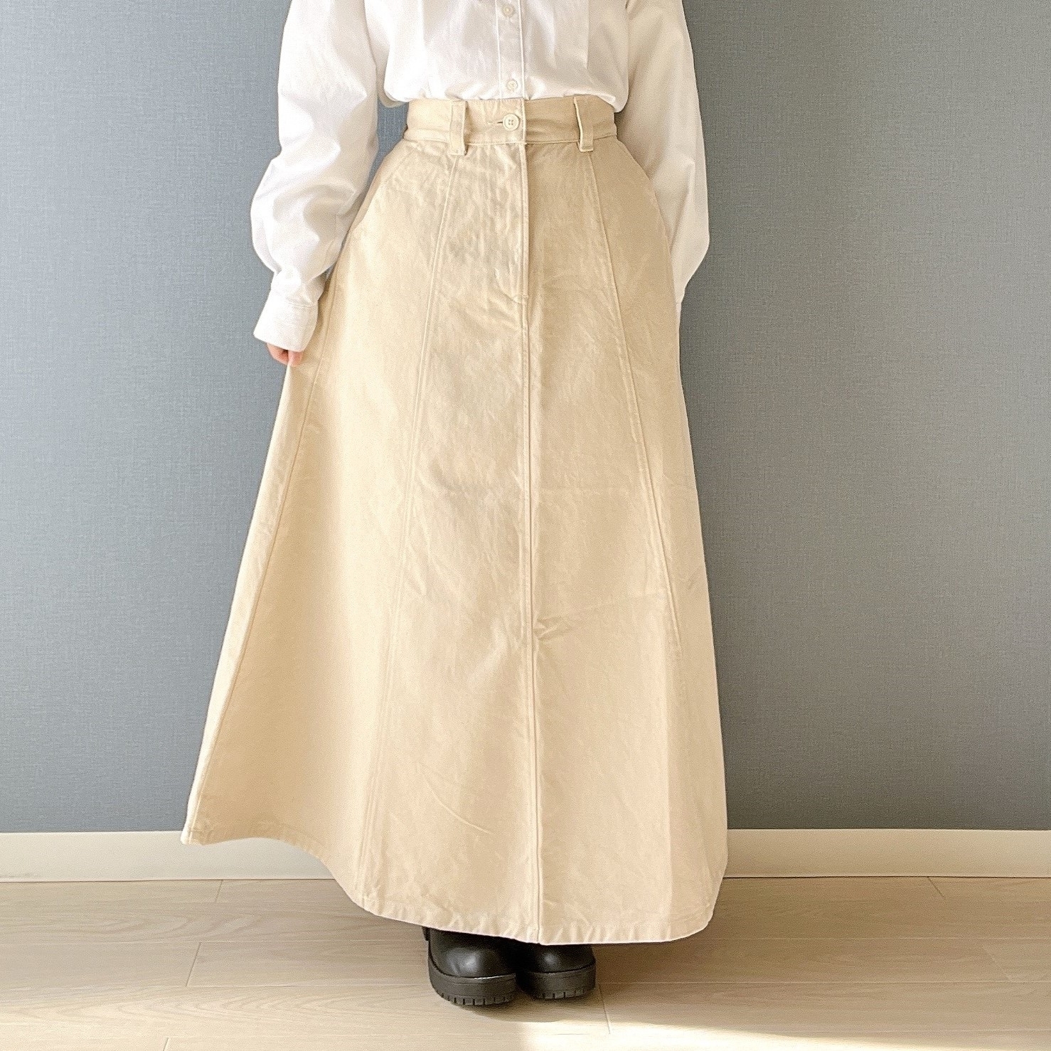 無印良品のオススメのボトムス「婦人 木の実から作ったカポック混フレアスカート」