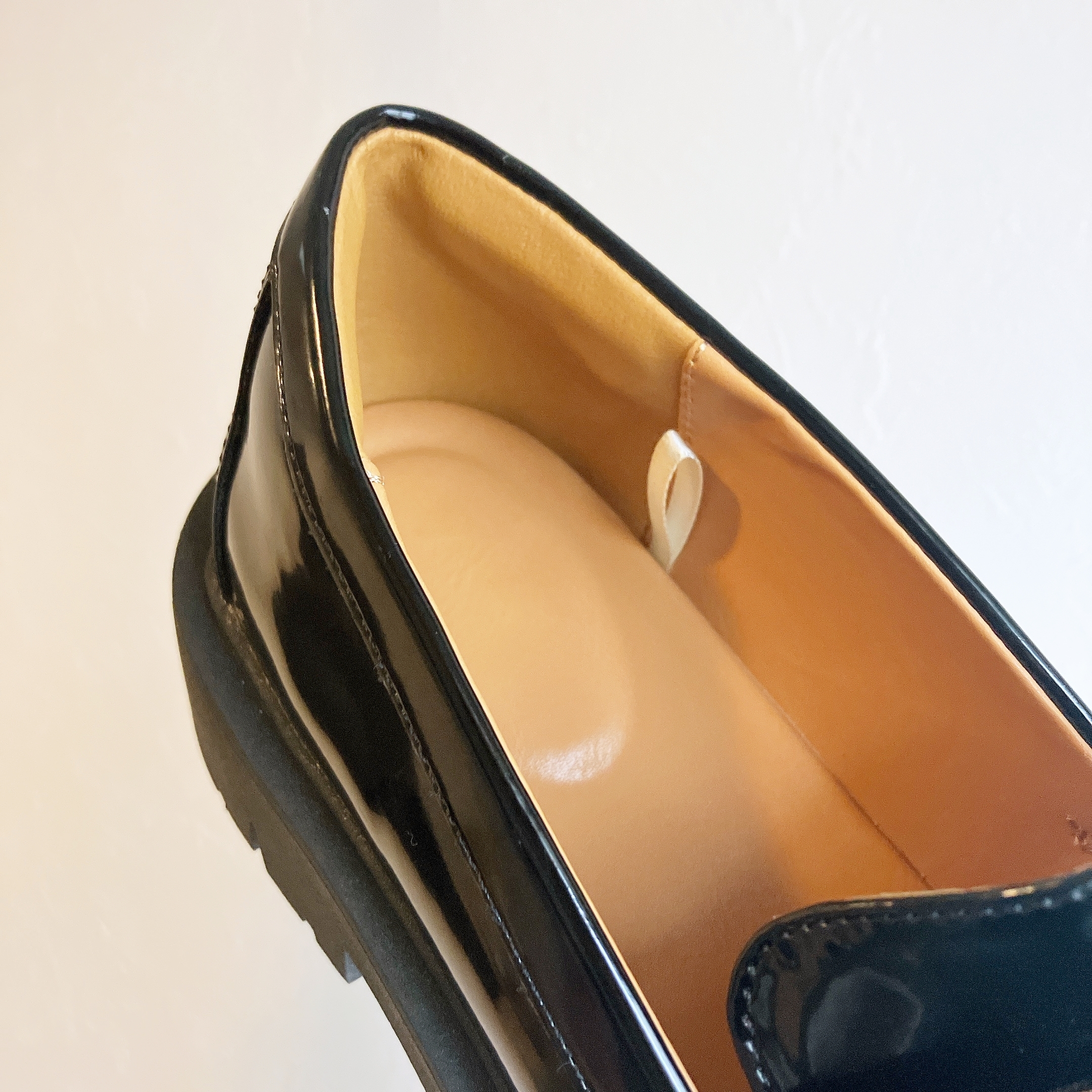 UNIQLO(ユニクロ)のおすすめ靴「コンフィールタッチローファー」