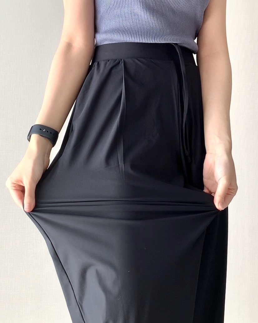 ユニクロのオススメのパンツ「ウルトラストレッチエアリズムストレートワイドパンツ(丈標準70~72cm)」