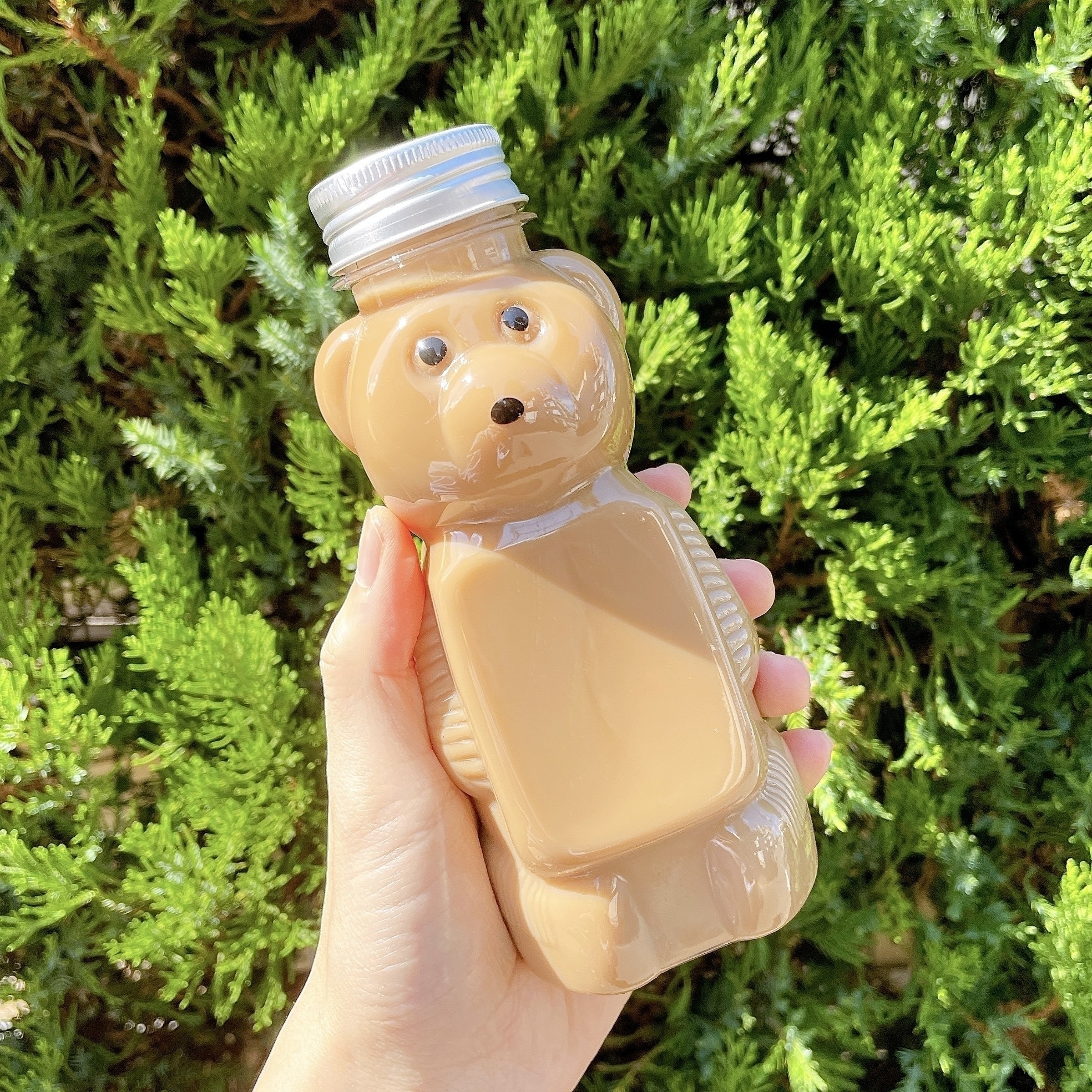 キャンドゥのおすすめ雑貨「ベア くまさんボトル350ML」