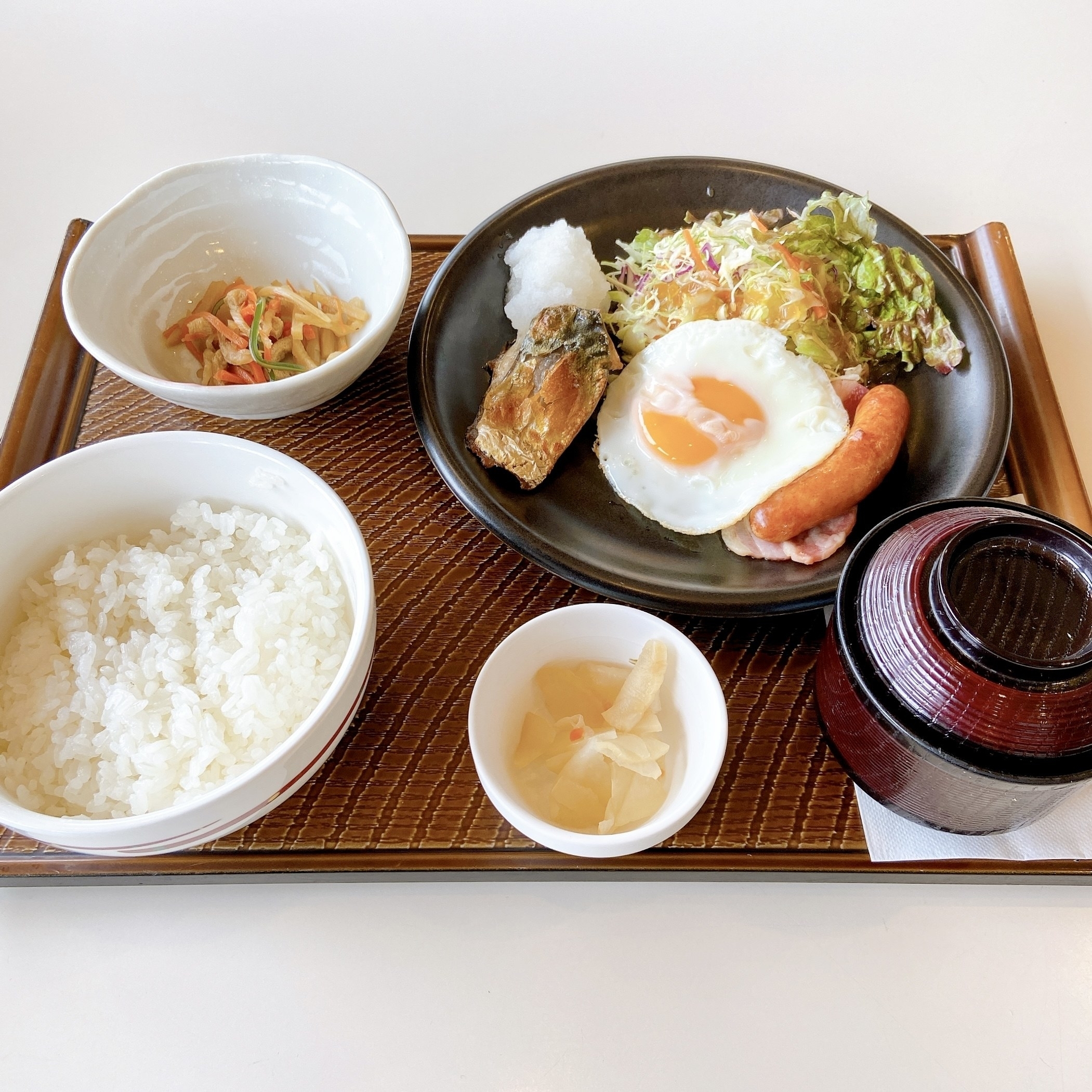 ガストのおすすめモーニングメニュー「よりどりバランス朝定食」