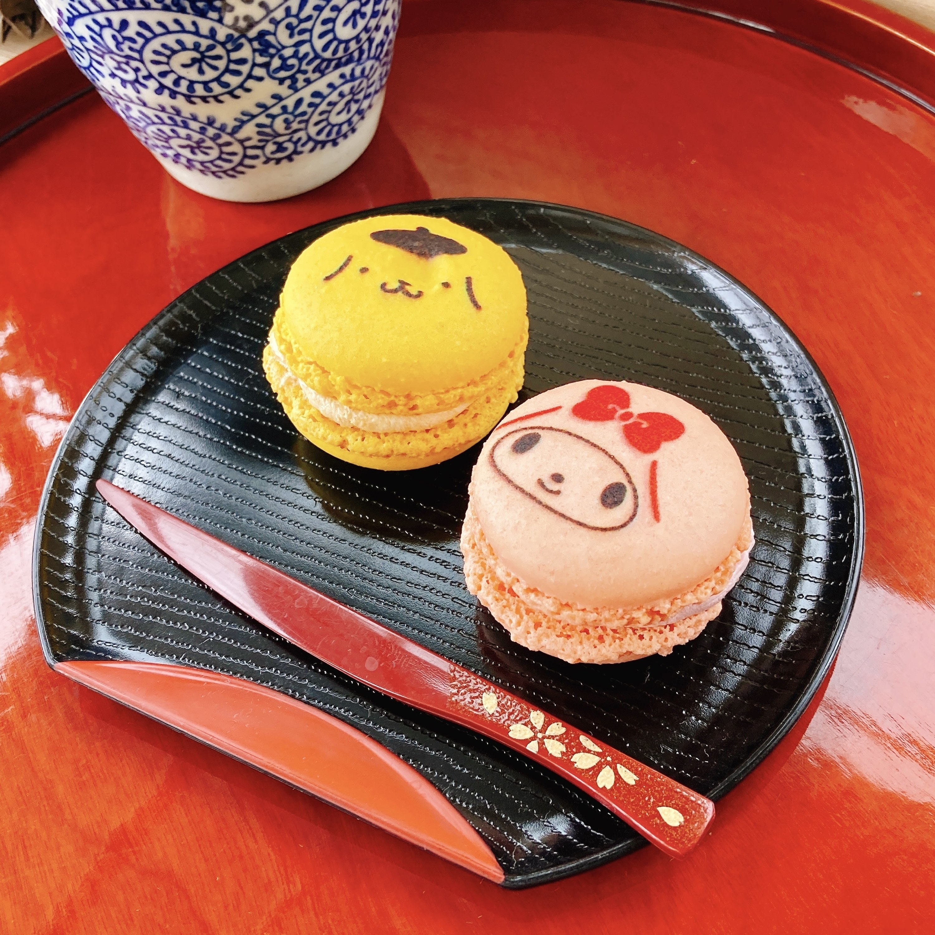 不二家のおすすめスイーツ「サンリオキャラクターズマカロン」
