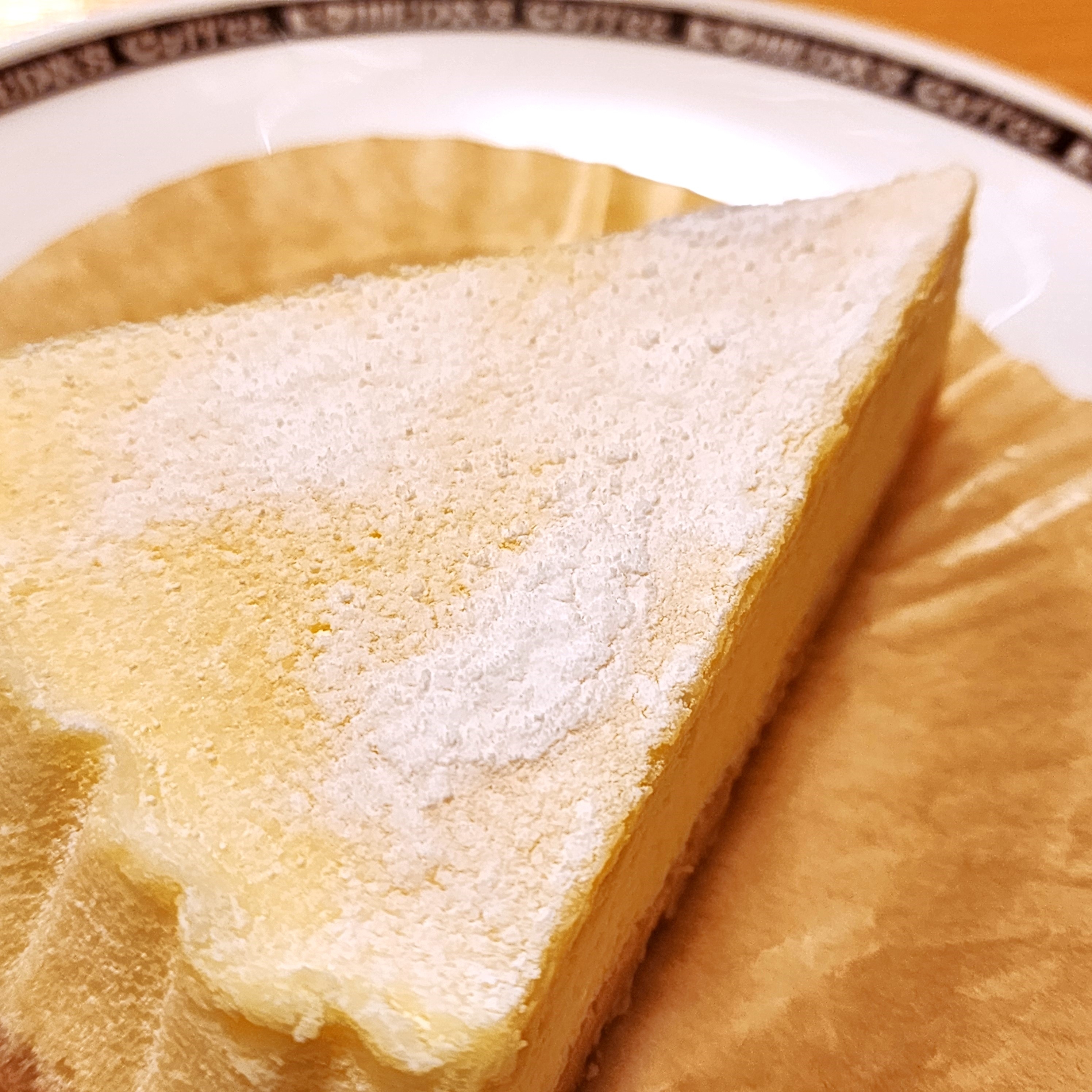 コメダ珈琲店のおすすめスイーツ「北の大地のフロマージュ」