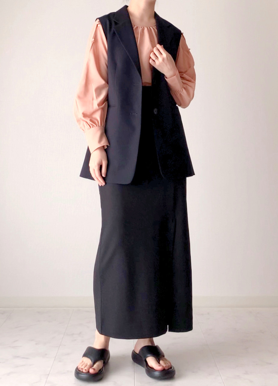 GU(ジーユー)のおすすめファッションアイテム「オープンショルダーブラウス(長袖)Z+E」