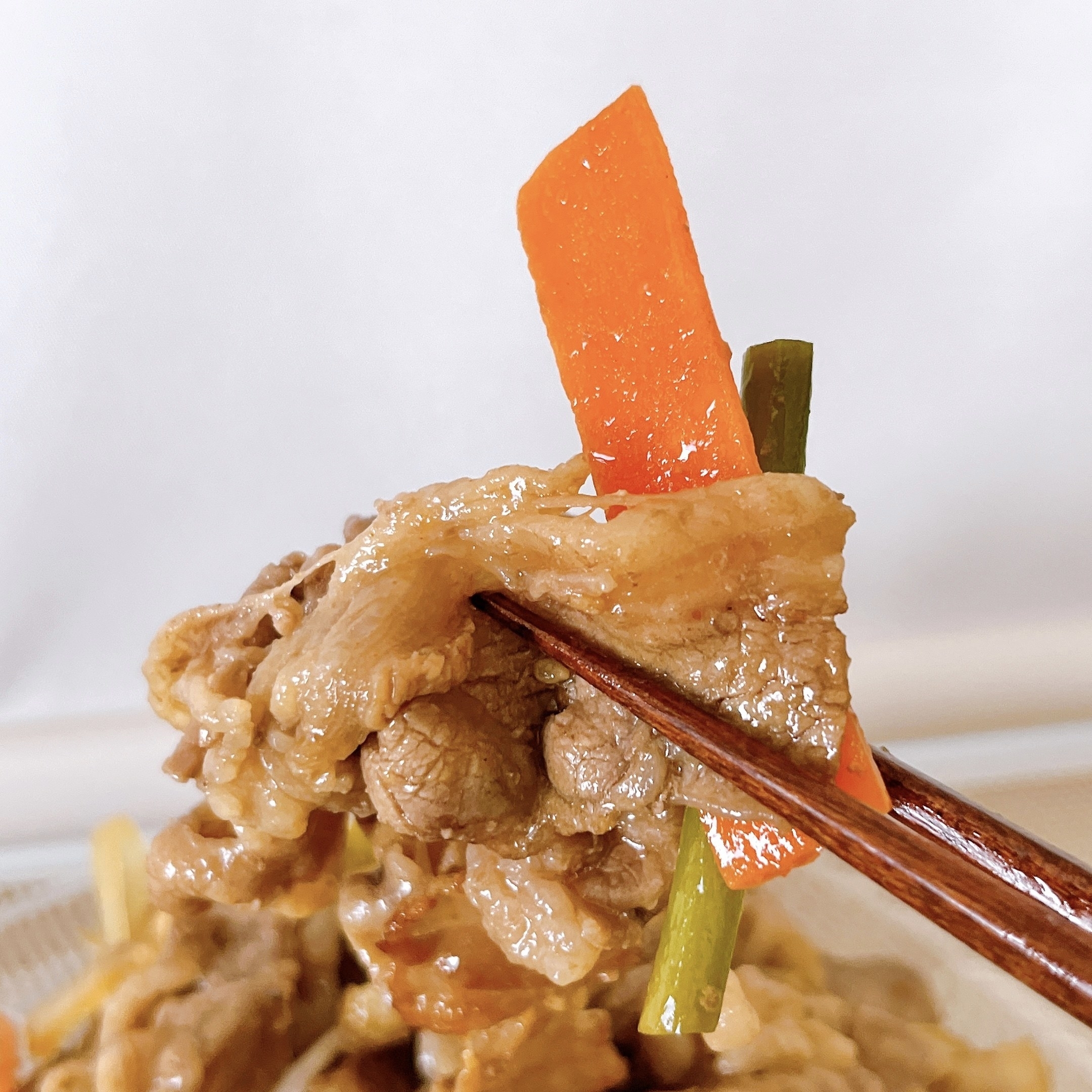 ほっともっとのおすすめなお弁当「Wカルビ焼肉弁当(肉2倍)」