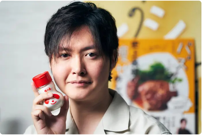 料理研究家リュウジさん