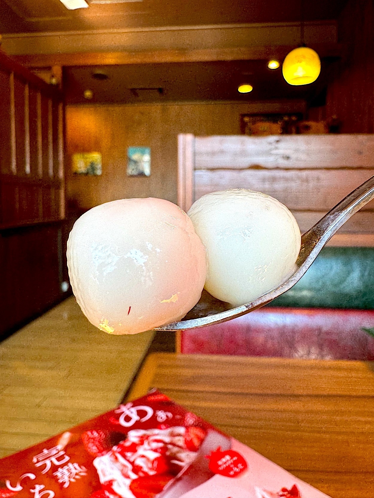 びっくりドンキーのおすすめデザート「ストロベリーソフトデラックス」