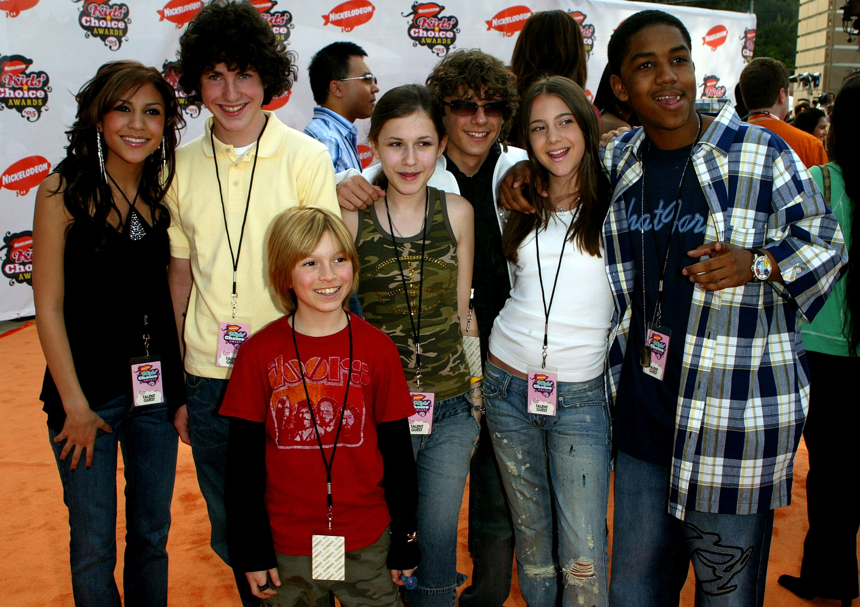 Alexa on the Nickelodeon orange carpet with other child actors