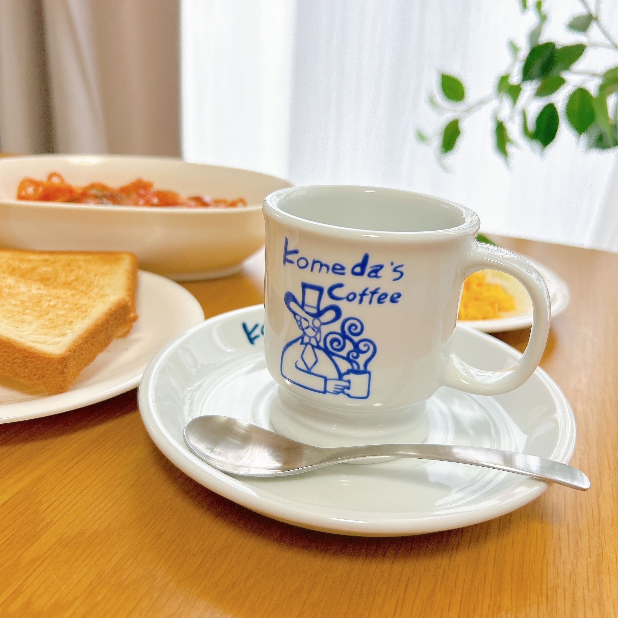 コメダ珈琲店のおすすめ雑貨「コーヒーカップ&ソーサー」