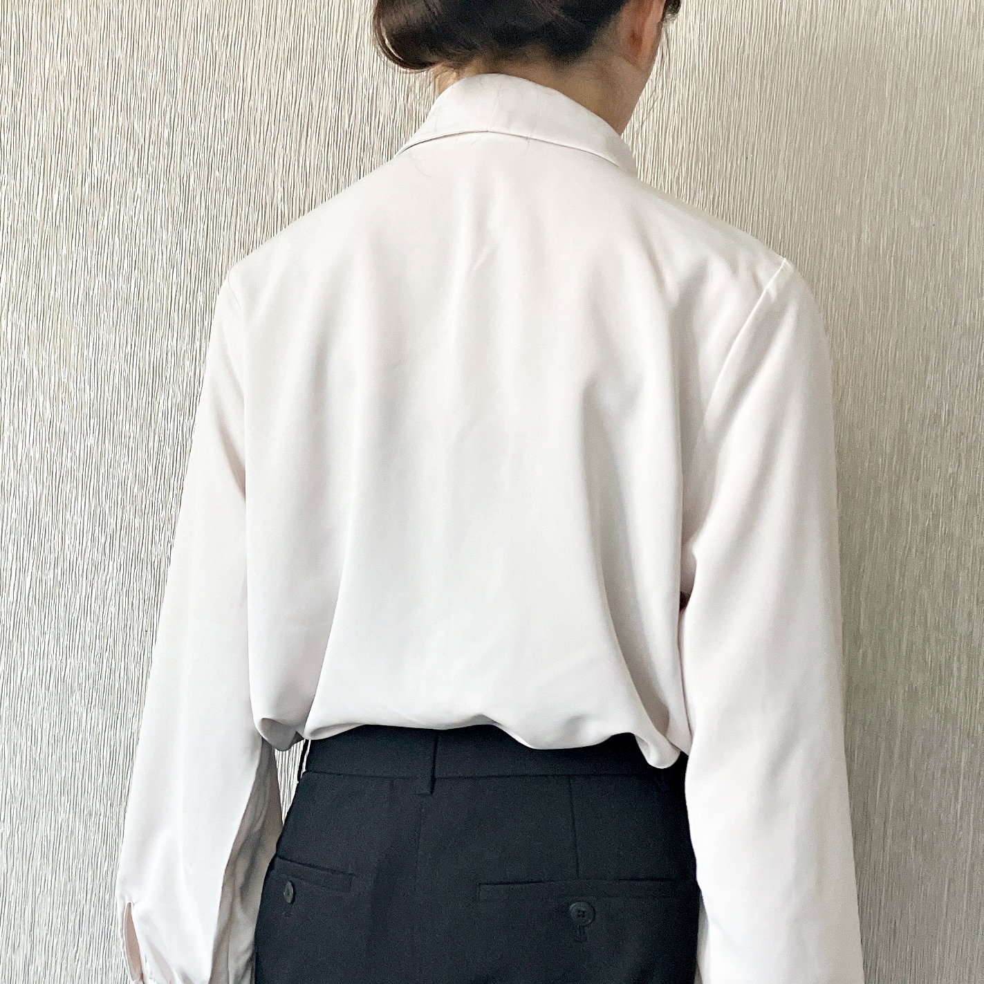 Honeys（ハニーズ）のおすすめブラウス「ボウタイブラウス」