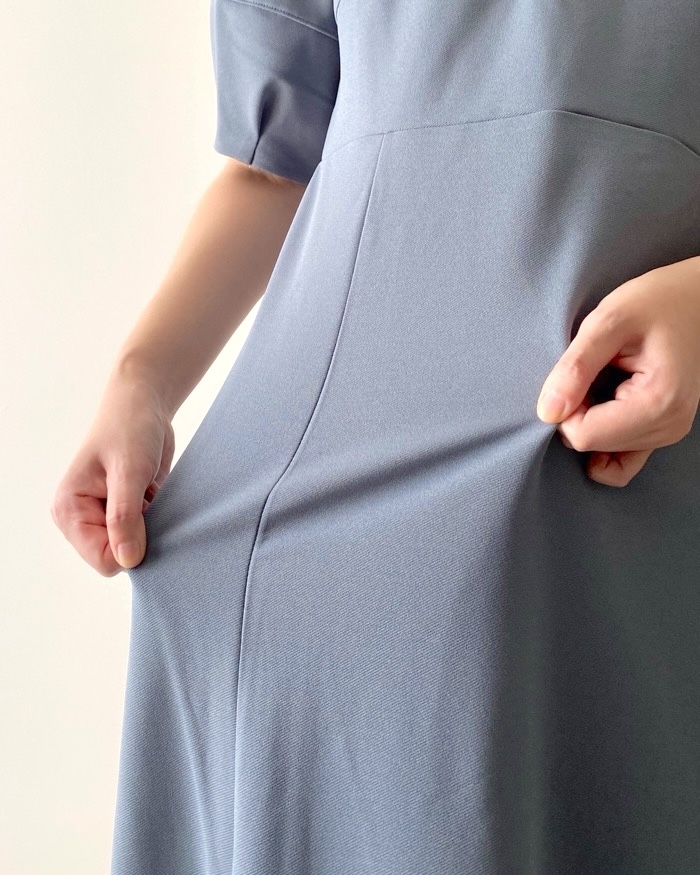 GU(ジーユー)のおすすめワンピース「ランタンスリーブワンピース(5分袖)Z+E」