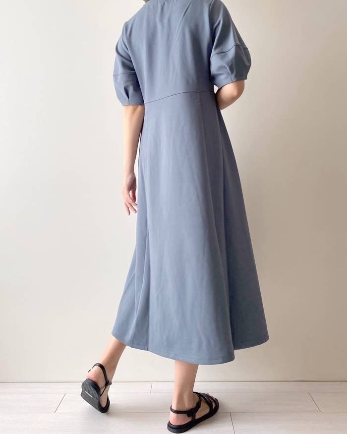 GU(ジーユー)のおすすめワンピース「ランタンスリーブワンピース(5分袖)Z+E」