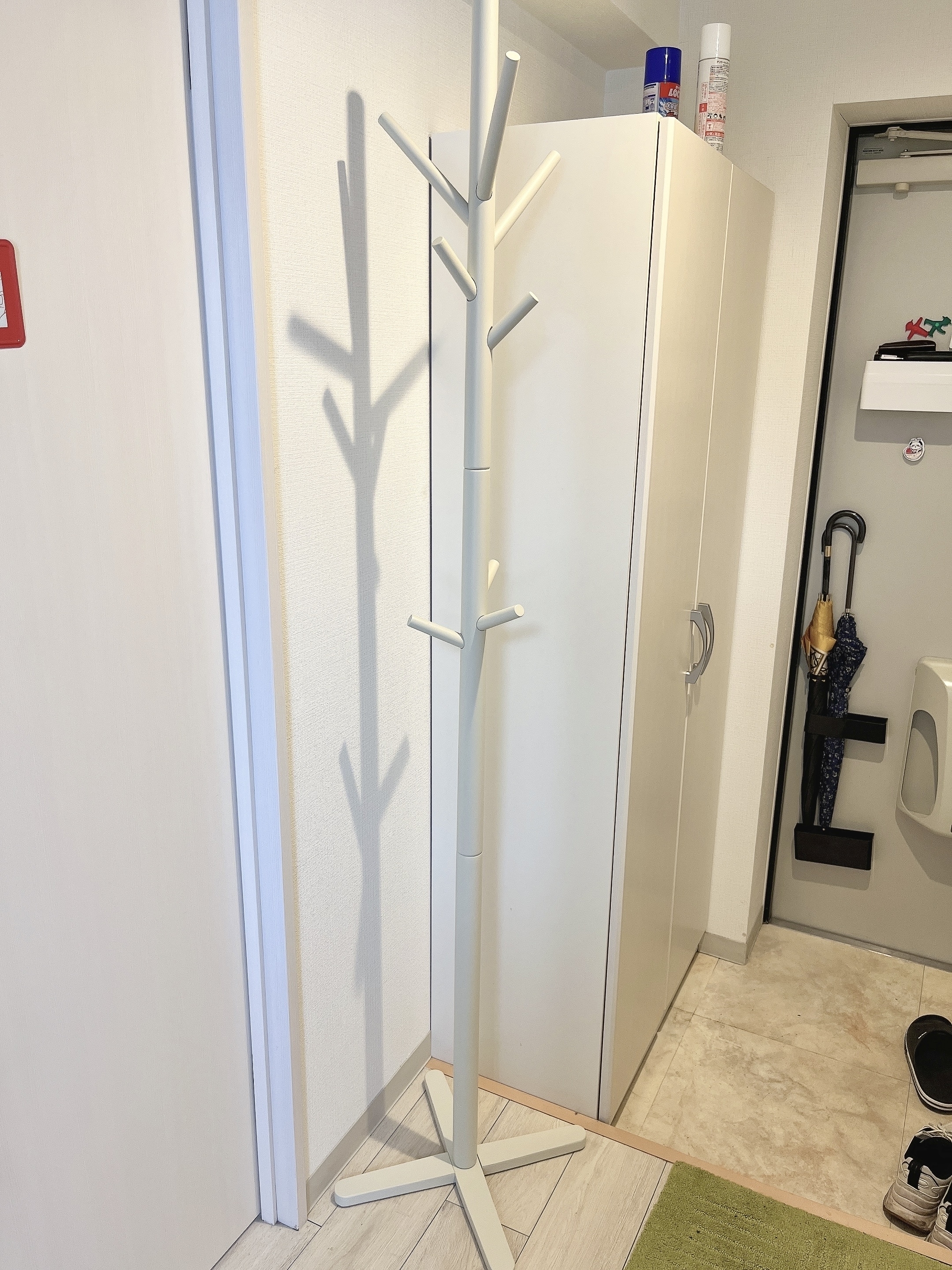 ニトリの収納アイテム「ポールハンガー」