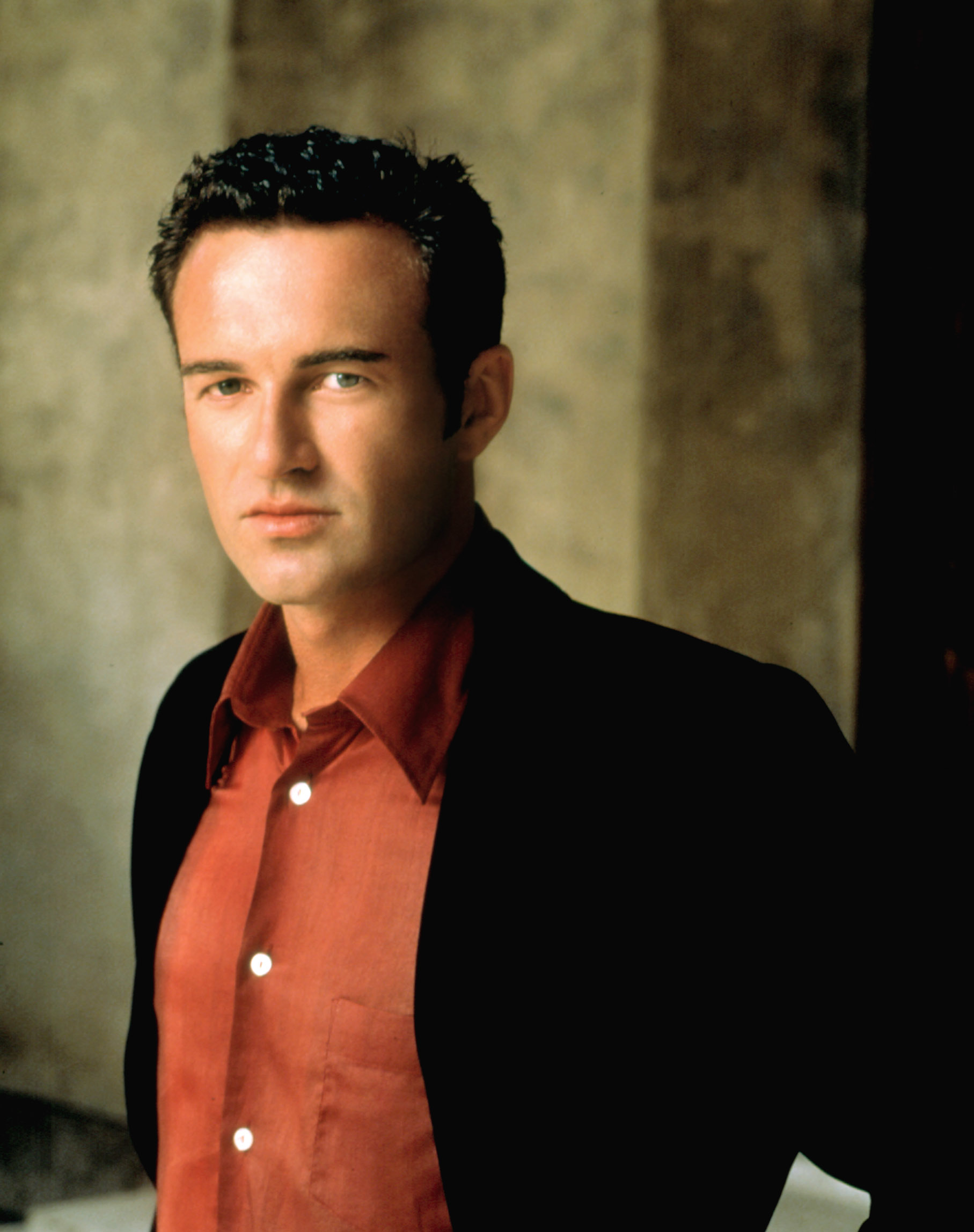 Closeup of Cole Turner, played by Julian McMahon