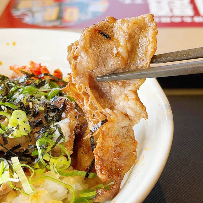 松屋のおすすめメニュー「牛焼ビビン丼」
