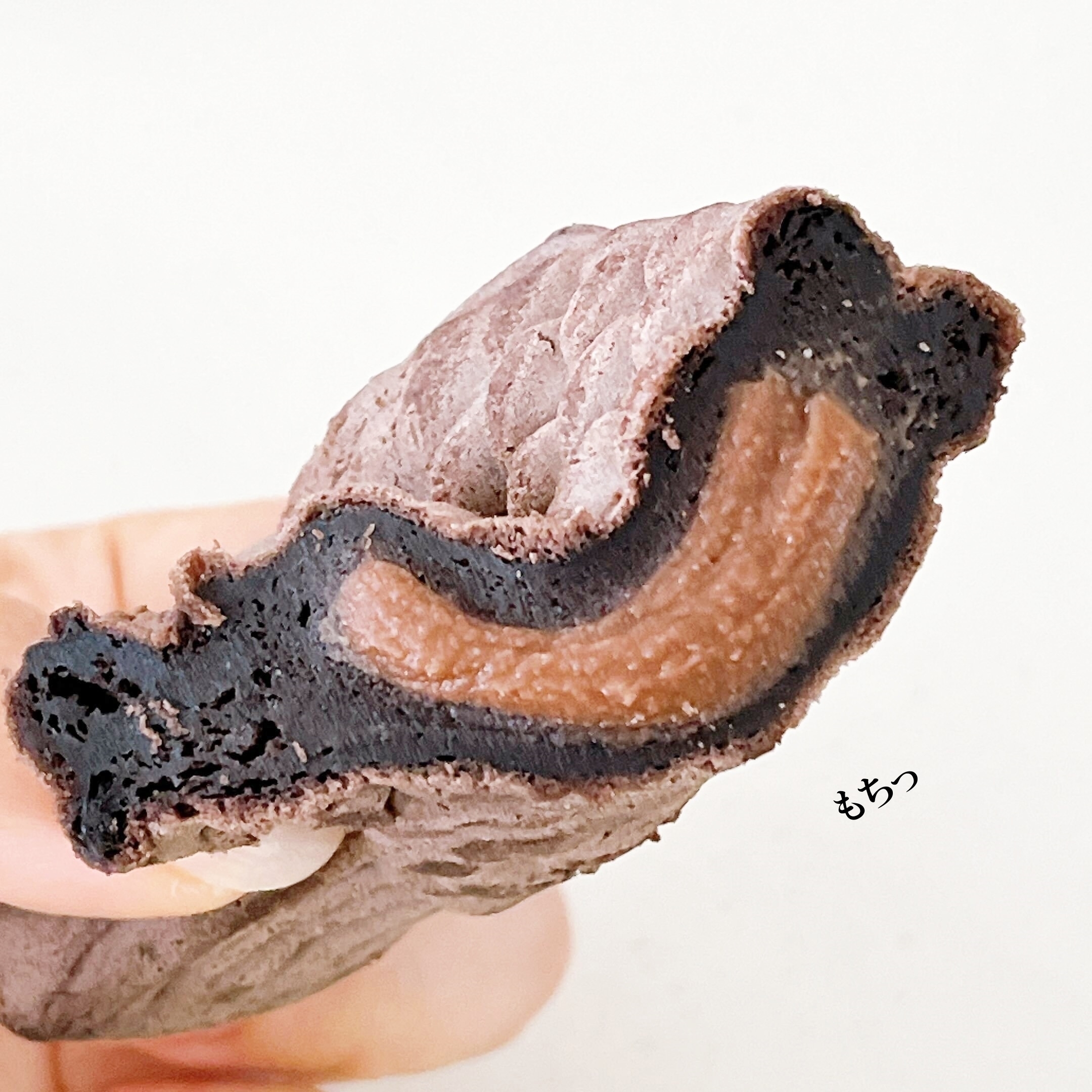 FamilyMart(ファミリーマート)のおすすめスイーツ「クリームたい焼きチョコ」