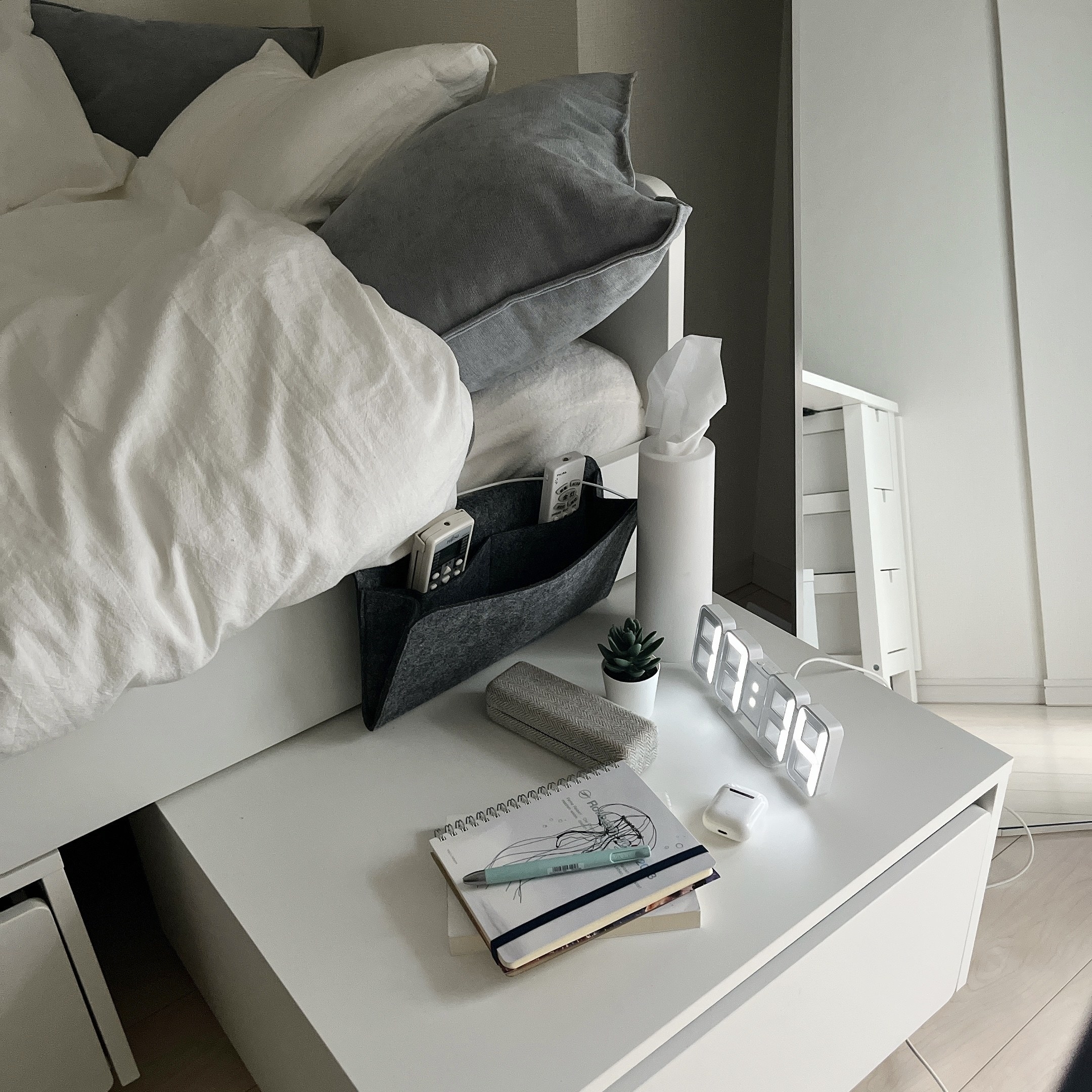 IKEA(イケア)のオススメインテリアグッズ「NOLLÅTTA ノルオッタ 目覚まし時計」