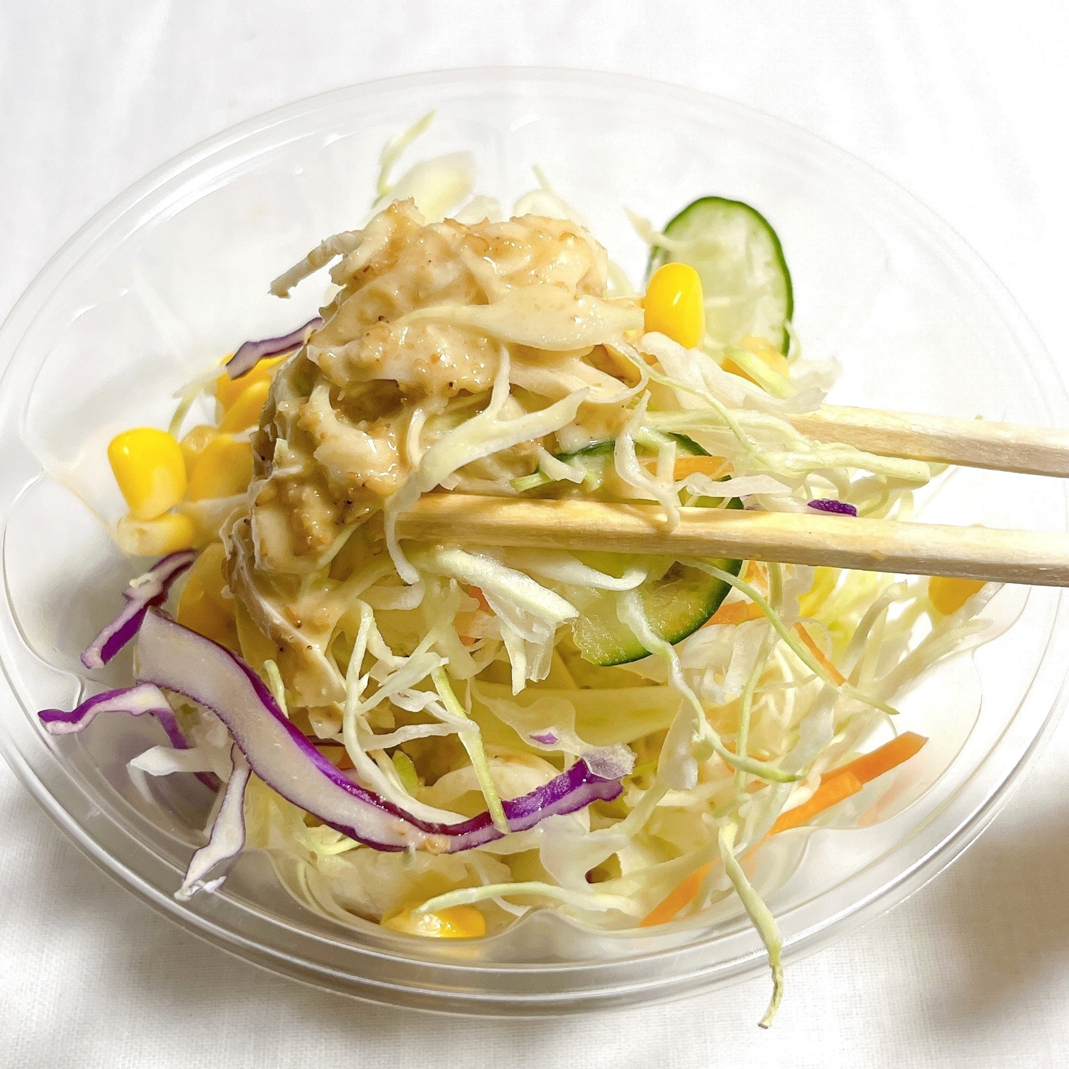 松屋のオススメのメニュー「ネギたっぷり牛肉のエスニック炒め定食」