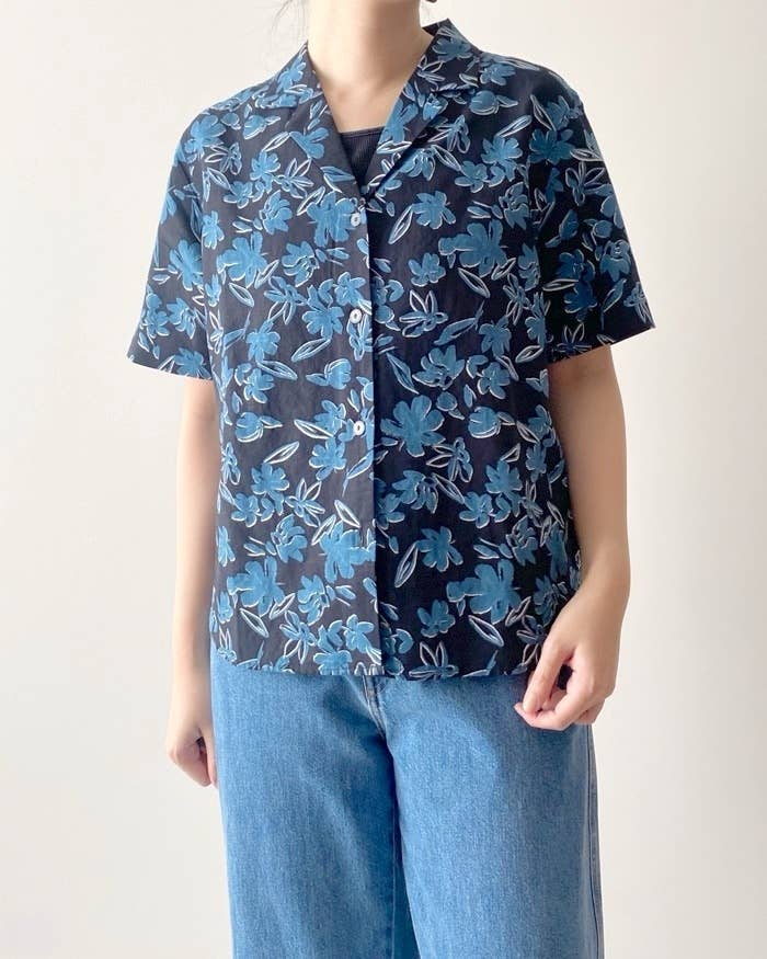 UNIQLO(ユニクロ)のおすすめトップス「リネンブレンドプリントオープンカラーシャツ(半袖)」