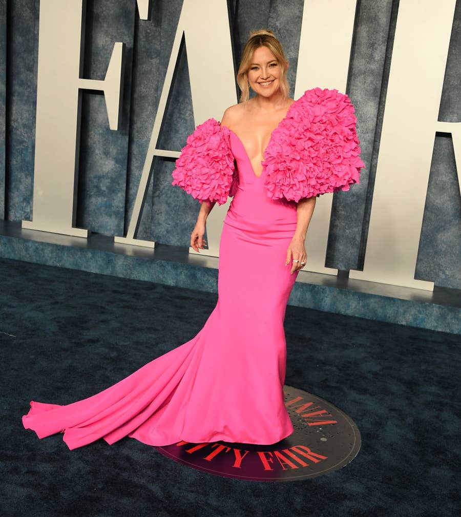do celebrities pay for their red carpet dresses What Happens to Red Carpet Dresses After Celebrities Wear Them?