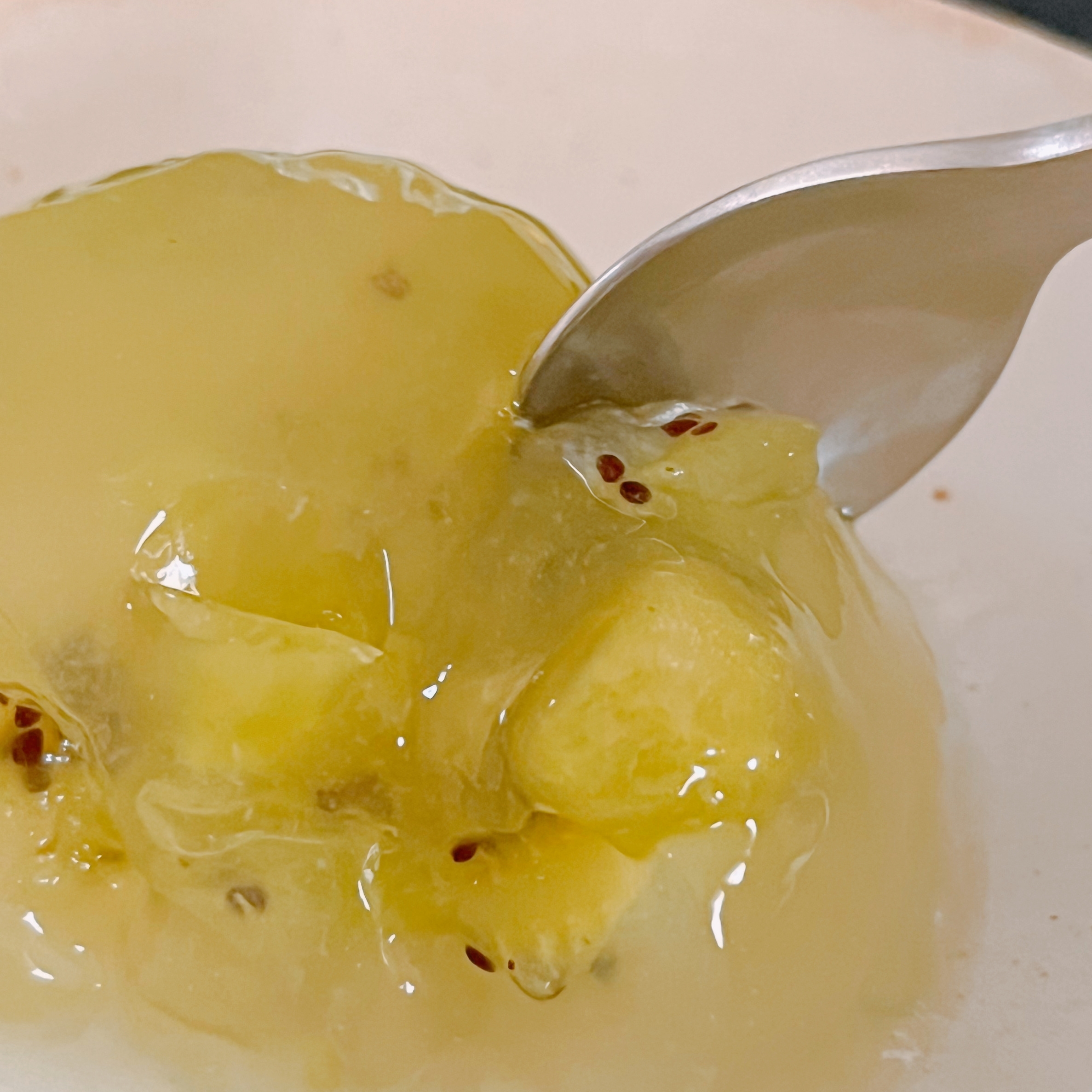 カルディのオススメスイーツ「もっちりキウイゼリー」