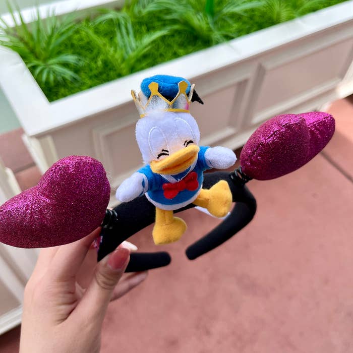 ディズニーランドのおすすめお土産「カチューシャ」