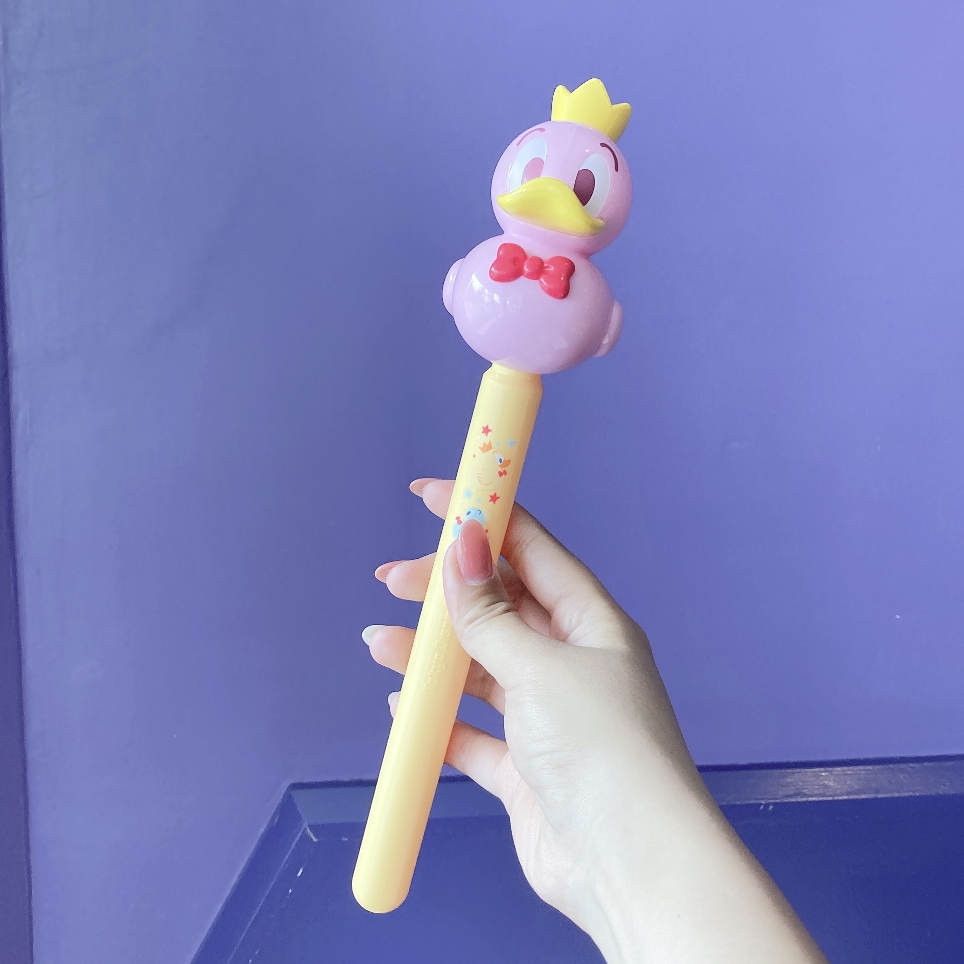 ディズニーランドのおすすめお土産「グワグワスティック」