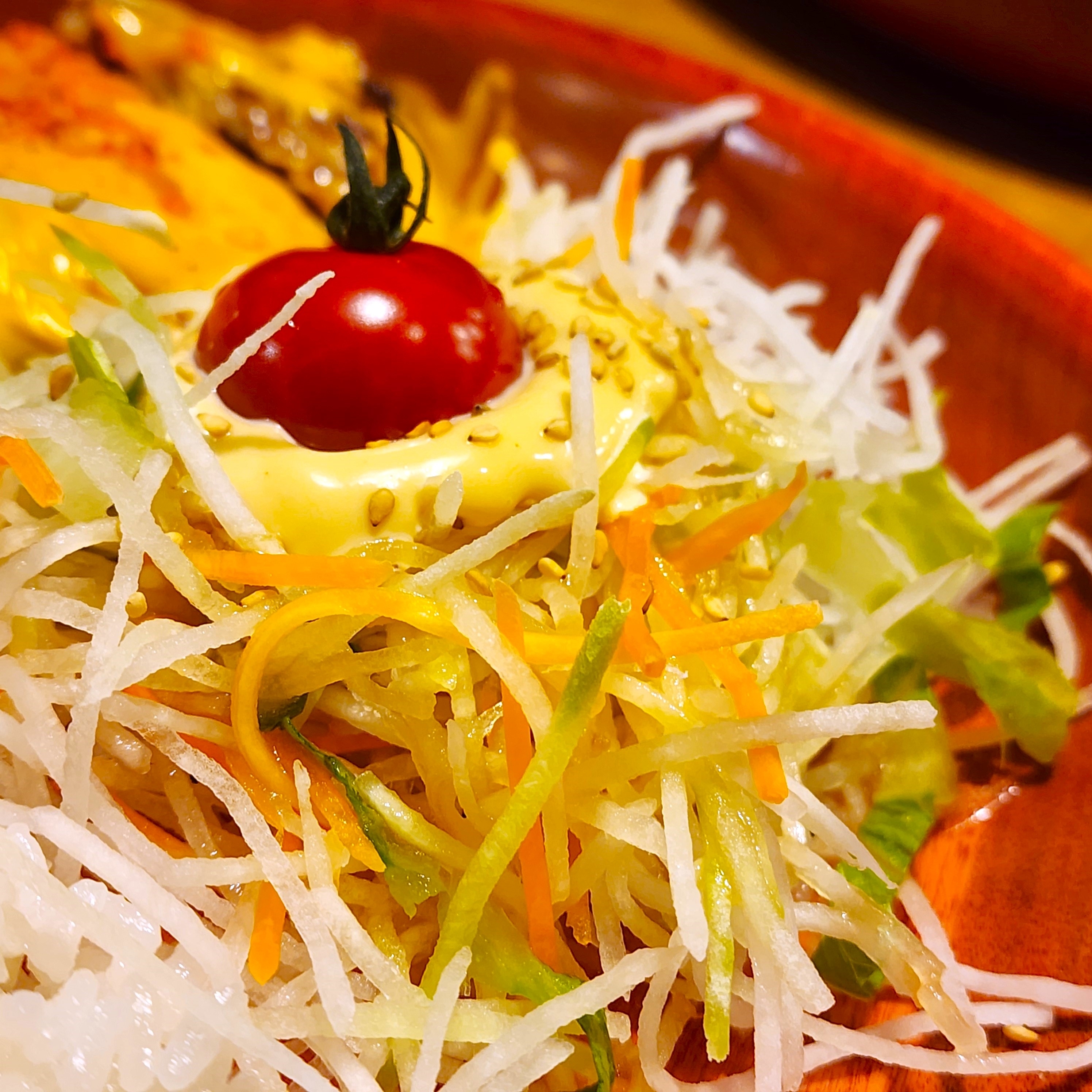 びっくりドンキーのおすすめフード「ガーリックベーコンメルティーチーズバーグ」