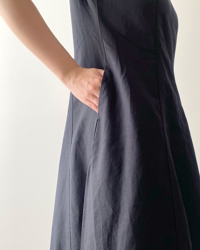 UNIQLO(ユニクロ)のおすすめワンピース「リネンブレンドスクエアネックワンピース(半袖・丈標準110~121.5cm)」