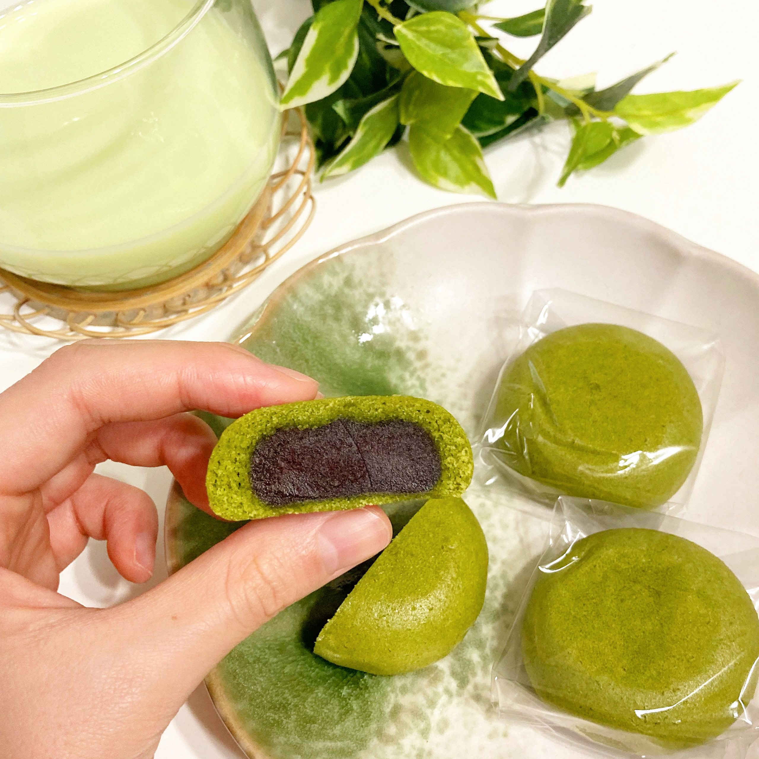 3COINS(スリーコインズ)の期間限定スイーツ「こし餡たっぷりの静岡抹茶饅頭」