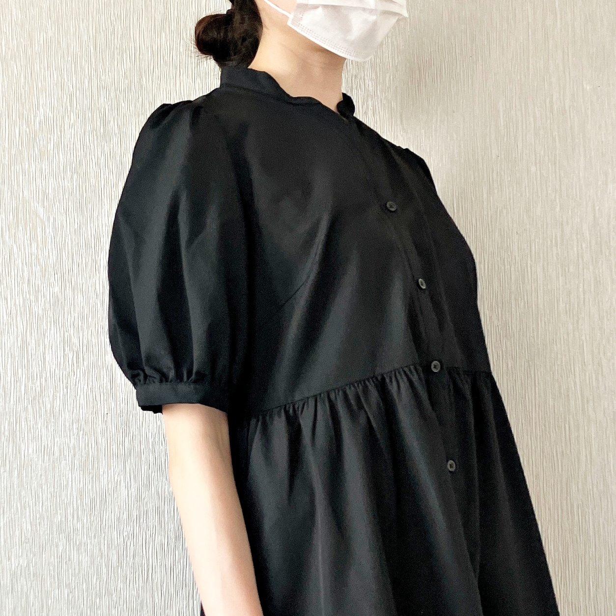 GU（ジーユー）のおすすめワンピース「ティアードVネックミニワンピース（5分袖）OSB+EC」