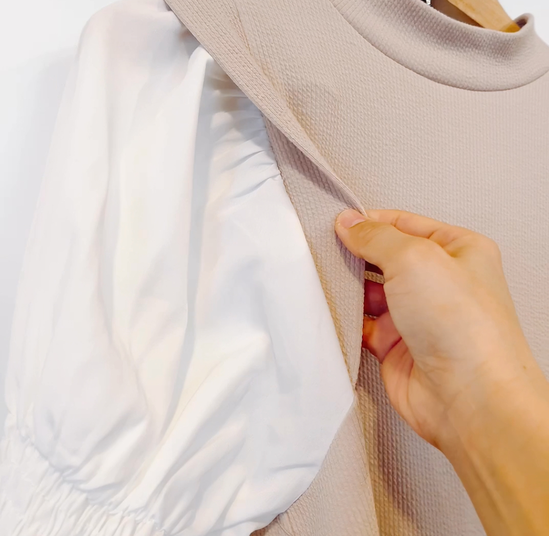 しまむらのおすすめファッションアイテム「リップルソデイソザイワン」