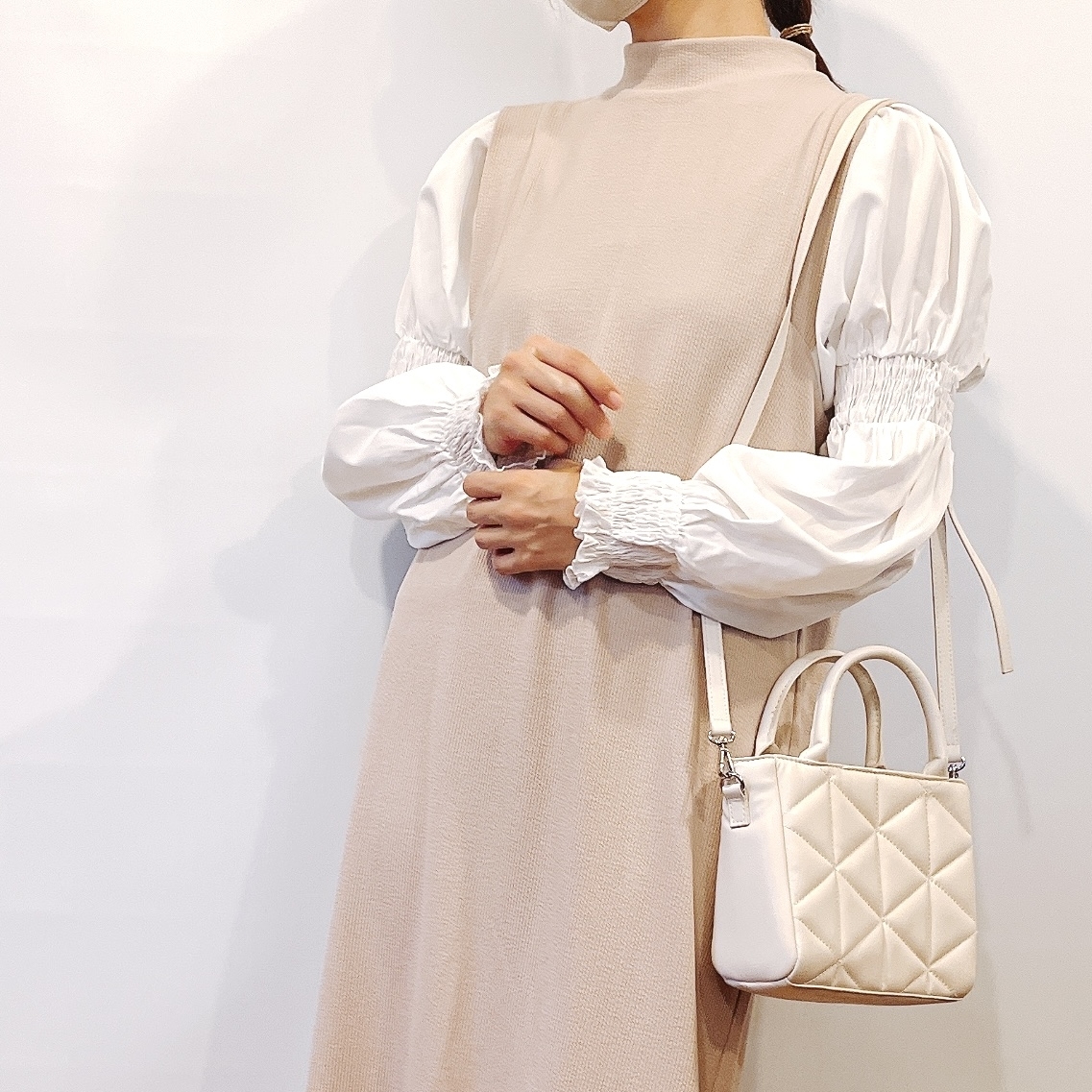 しまむらのおすすめファッションアイテム「リップルソデイソザイワン」