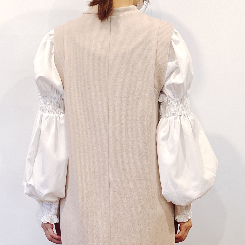 しまむらのおすすめファッションアイテム「リップルソデイソザイワン」