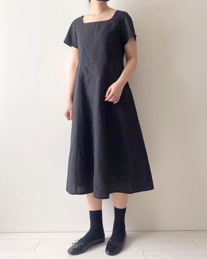 UNIQLO(ユニクロ)のおすすめワンピース「リネンブレンドスクエアネックワンピース(半袖・丈標準110~121.5cm)」