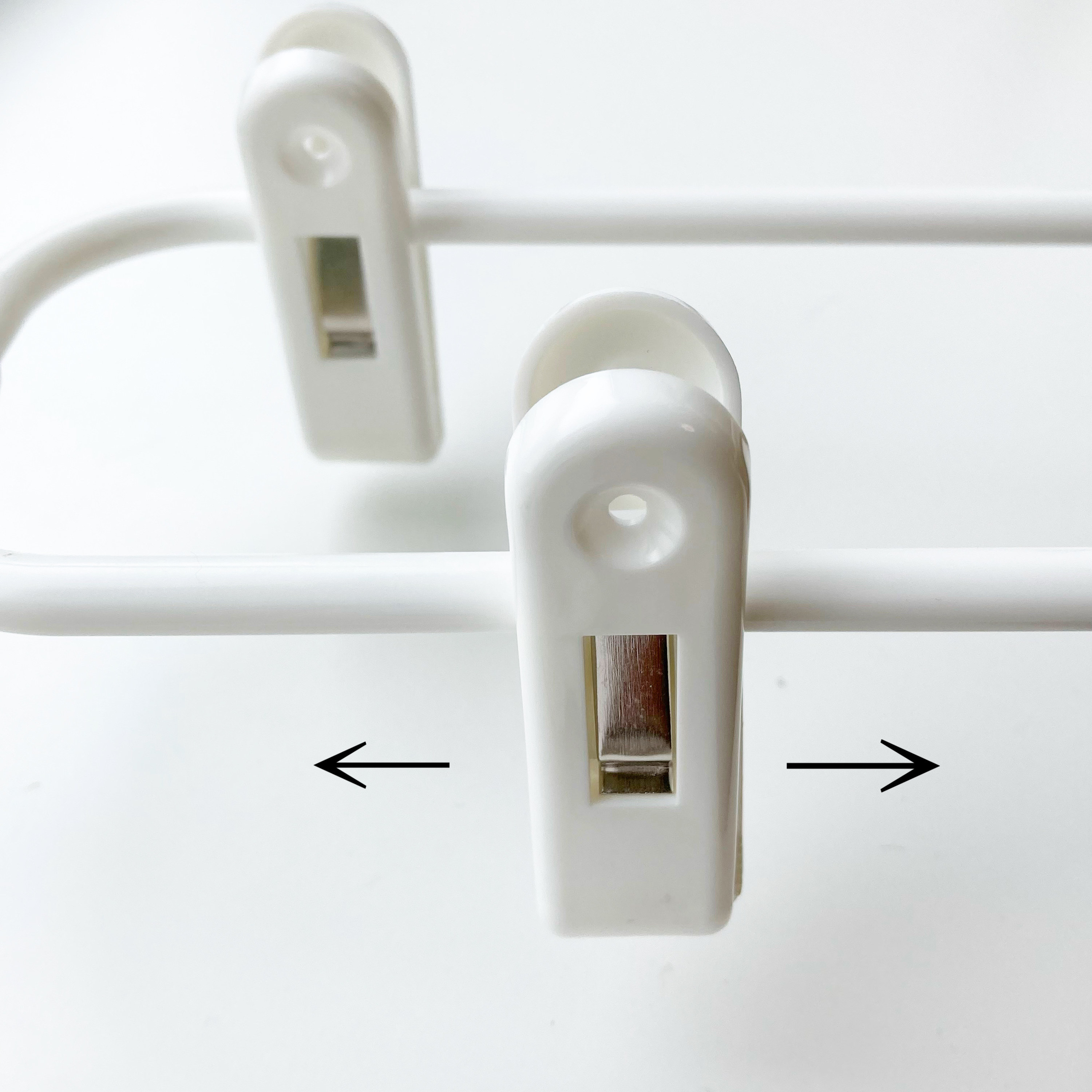 DAISO(ダイソー)のおすすめ便利グッズ「ピンチハンガー(ズボン干し用)」