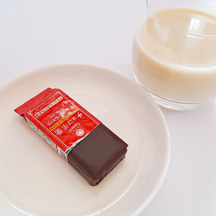 ファミマのおすすめスイーツ「チョコ羊羹」