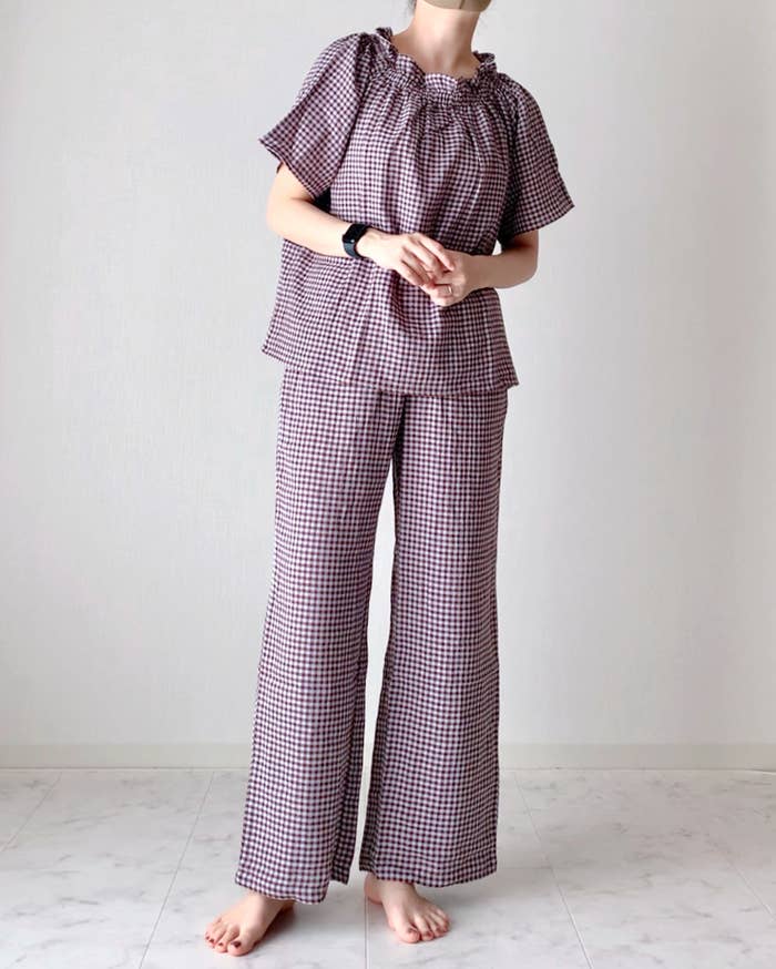 GU（ジーユー）のおすすめのレディースアイテム「オーガニックコットンプルオーバーパジャマ半袖＆ロングパンツ+E」